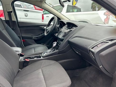 Used 2016 Ford Focus SE image 18