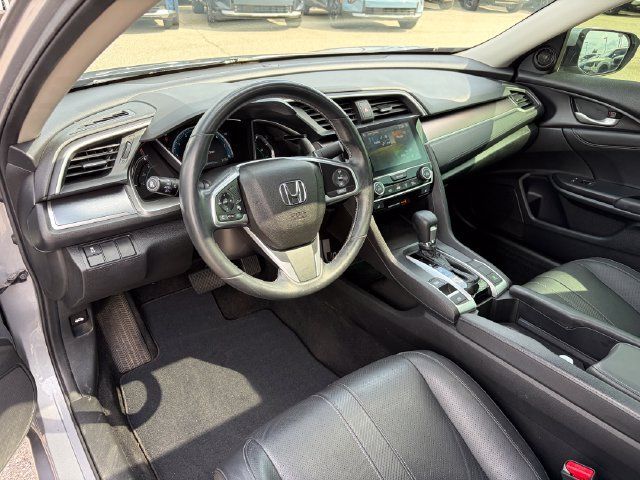 Used 2018 Honda Civic EX-L image 3