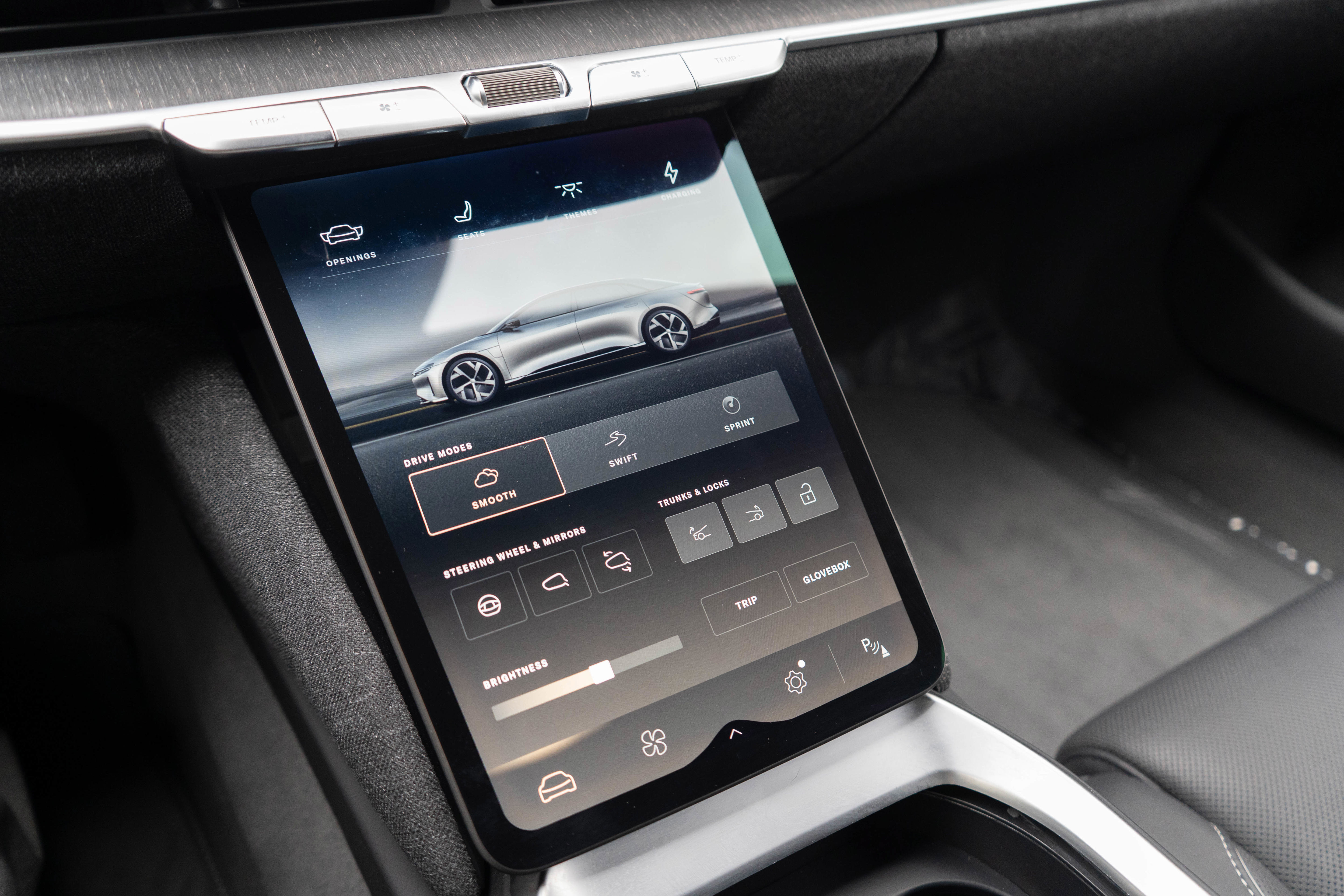 Used 2024 Lucid Air Touring AWD/4WD image 17