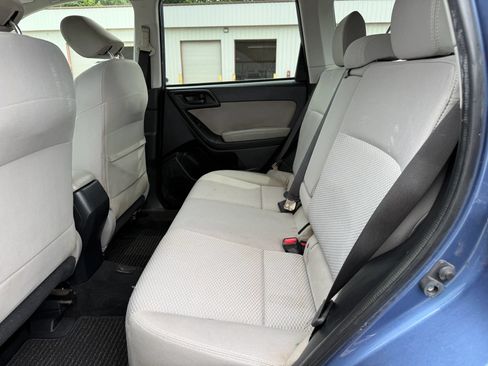 Used 2016 Subaru Forester 2.5i Premium w/ All-Weather Package AWD/4WD image 21