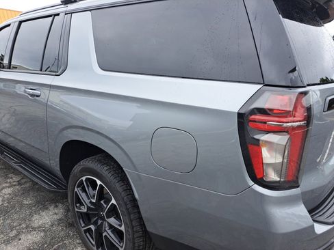 Used 2023 Chevrolet Suburban RST w/ Luxury Package AWD/4WD image 18