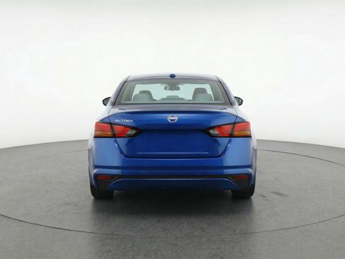 Used 2025 Nissan Altima 2.5 SV image 7