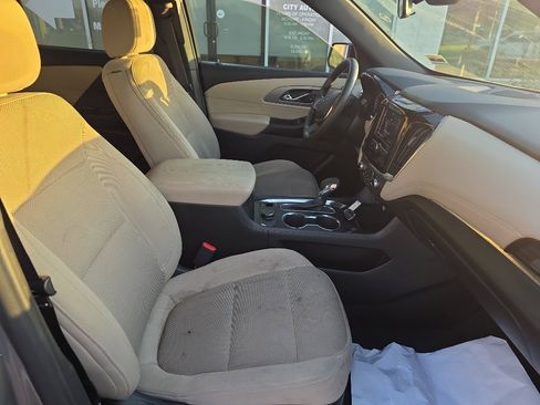 Used 2023 Chevrolet Traverse LS w/ Midnight/Sport Edition image 10