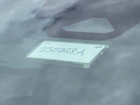 Certified 2024 Toyota Grand Highlander XLE image 10