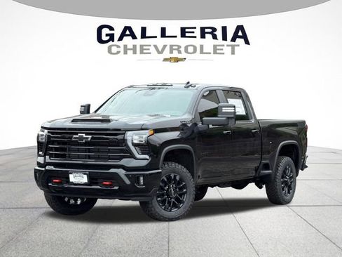 New 2026 Chevrolet Silverado 2500 LT w/ Trail Boss Package AWD/4WD image 1