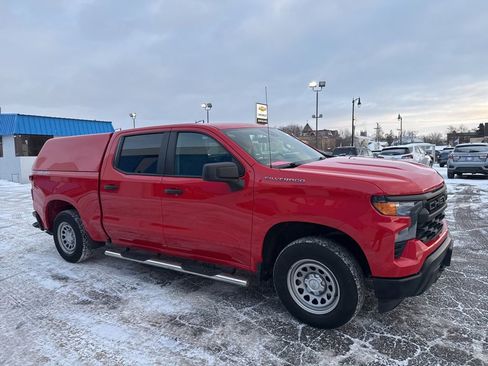 Used 2022 Chevrolet Silverado 1500 W/T w/ WT Value Package image 5