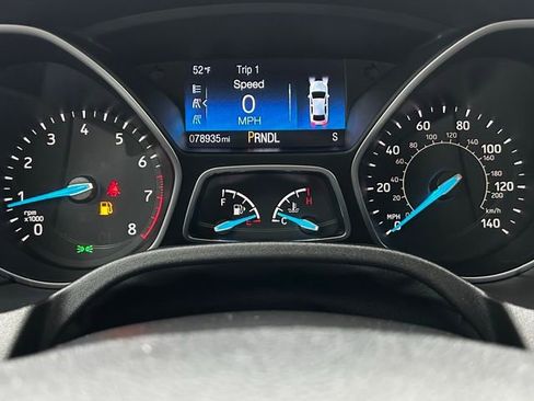 Used 2016 Ford Focus SE w/ SE Power Seat Package image 16