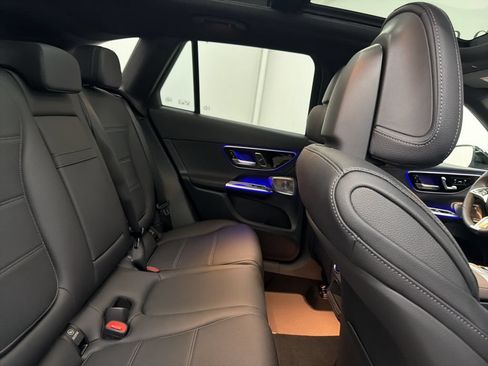 Used 2026 Mercedes-Benz GLC 300 image 26