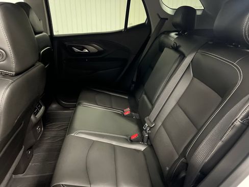Certified 2023 GMC Terrain SLT w/ Infotainment Package II AWD/4WD image 14