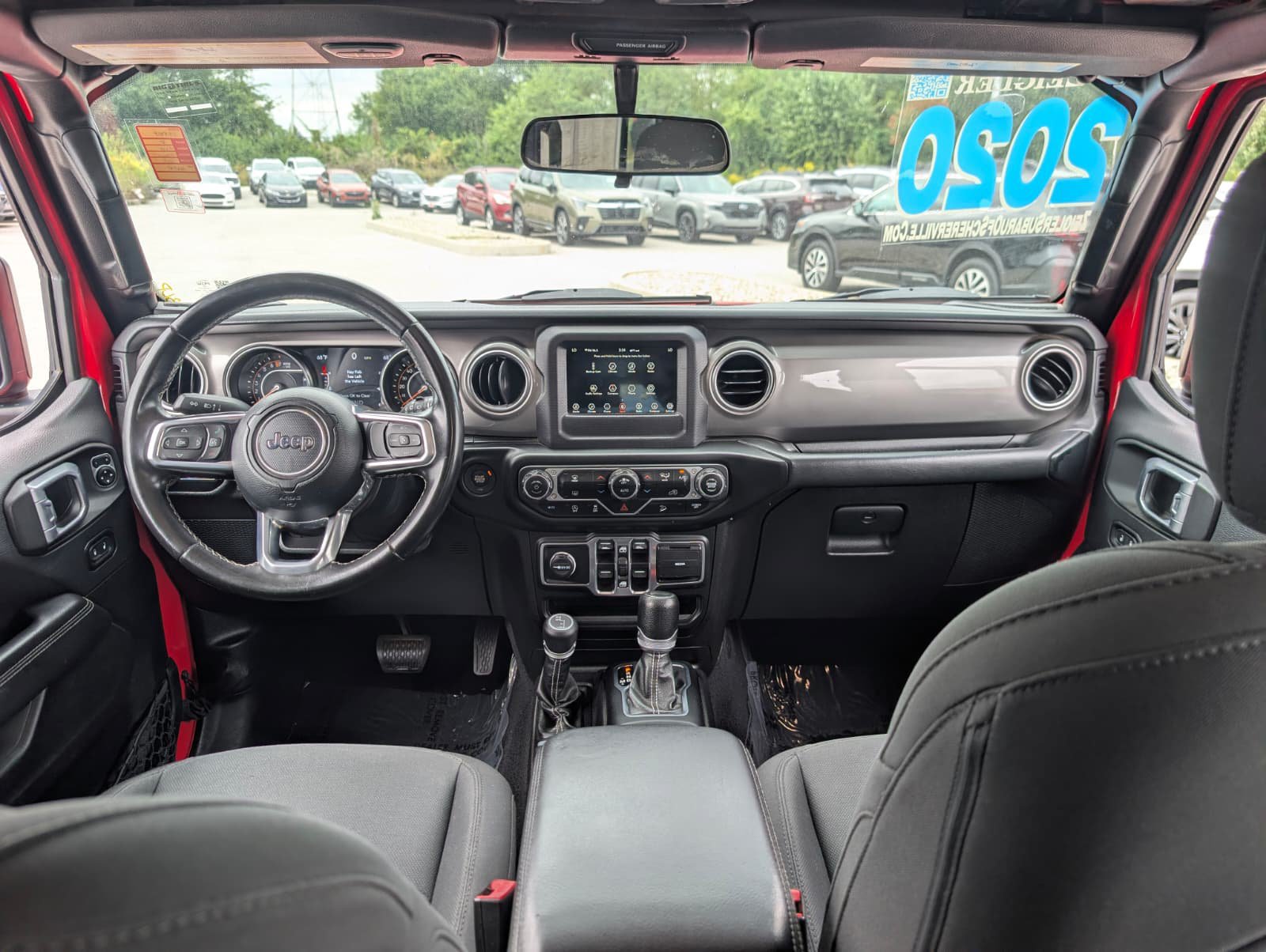Used 2020 Jeep Wrangler Unlimited Sahara AWD/4WD image 10