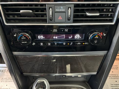 Used 2022 INFINITI QX80 Luxe w/ Cargo Package image 29