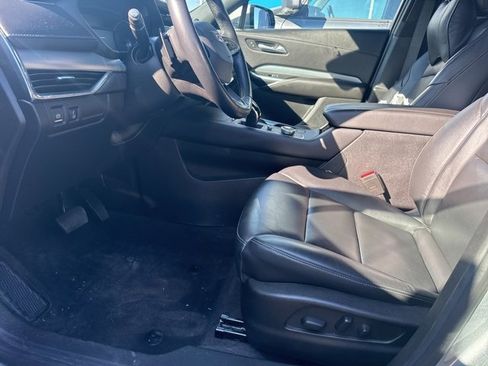 Used 2023 Cadillac XT4 Premium Luxury image 12