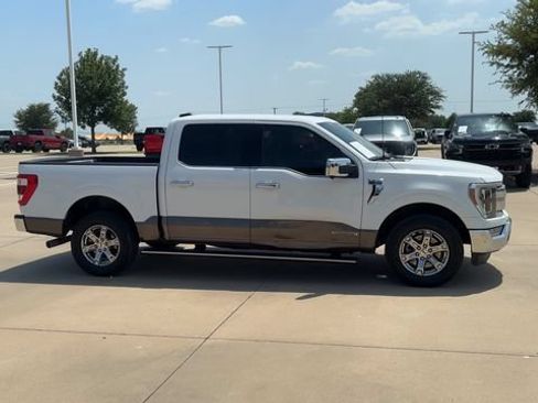 Used 2021 Ford F150 Lariat w/ Equipment Group 502A High RWD image 2