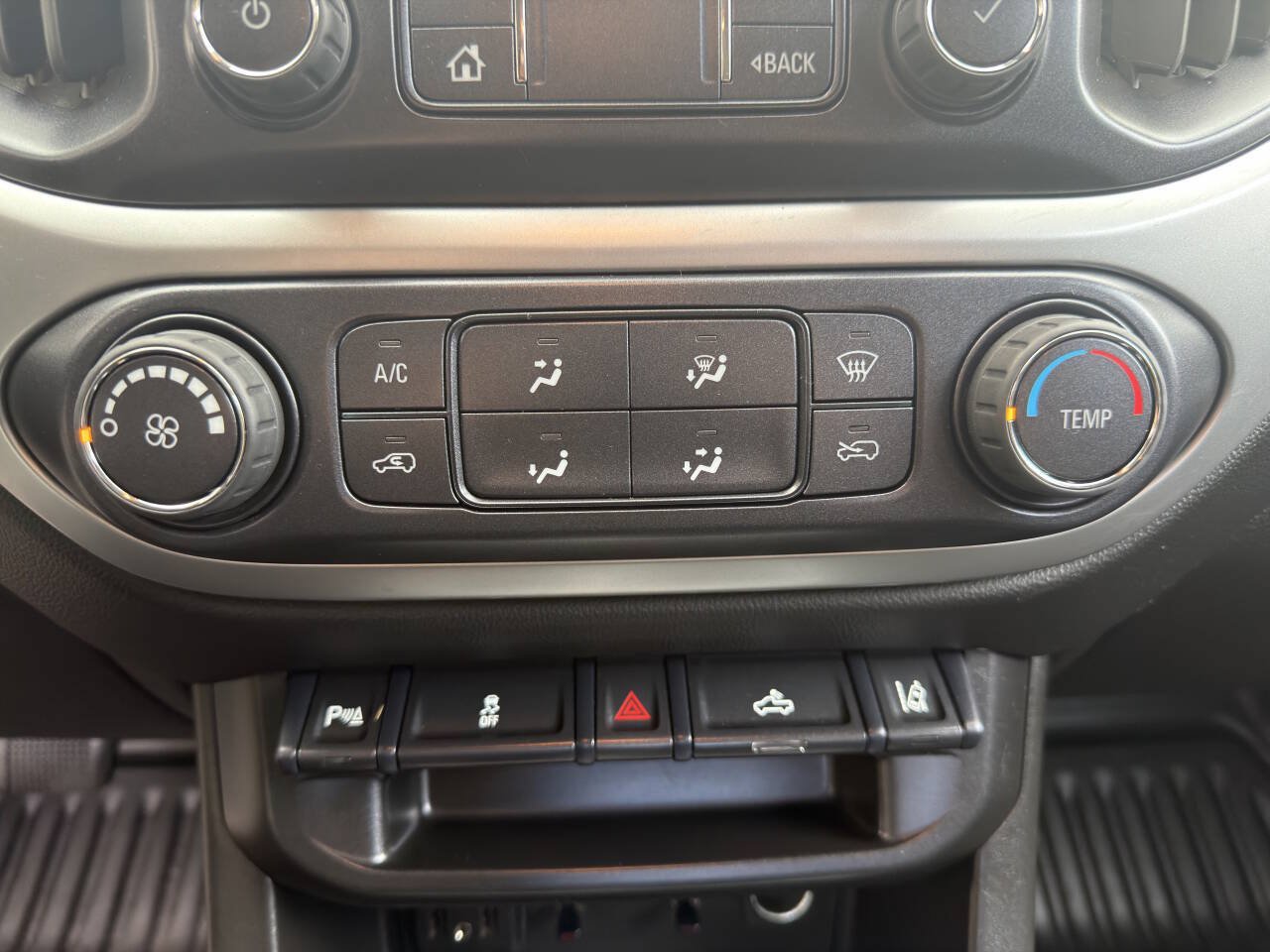 Used 2022 Chevrolet Colorado LT w/ Fleet Safety Package AWD/4WD image 22