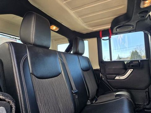 Used 2013 Jeep Wrangler Unlimited Sport image 22