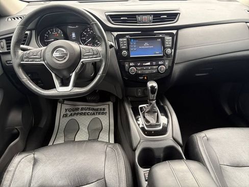 Used 2017 Nissan Rogue SL w/ SL Premium Package AWD/4WD image 10