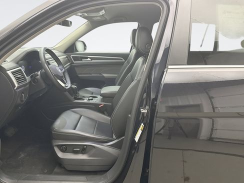 Used 2022 Volkswagen Atlas SE image 11