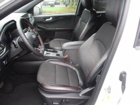 Used 2024 Ford Escape ST-Line w/ Tech Pack #1 image 7