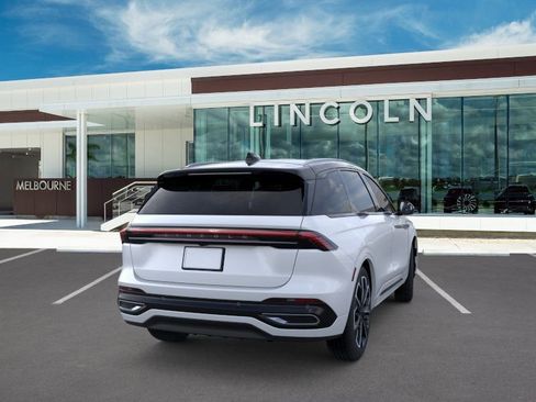 New 2026 Lincoln Nautilus Reserve AWD/4WD image 8