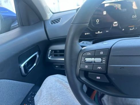 New 2025 Kia K4 EX image 36