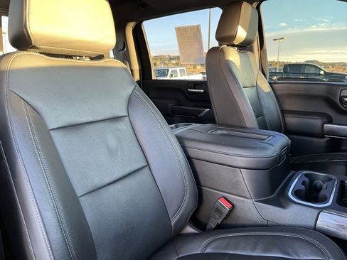 Used 2020 Chevrolet Silverado 2500 LTZ w/ LTZ Premium Package image 22