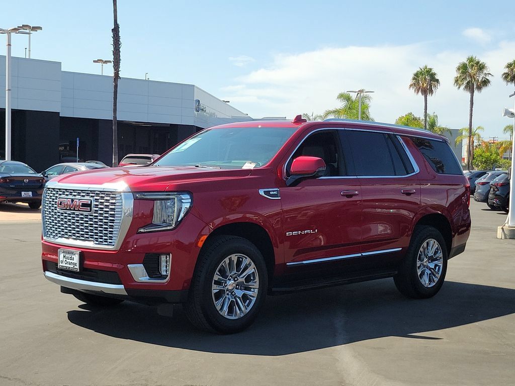 Used 2024 GMC Yukon Denali w/ Advanced Technology Package AWD/4WD image 39