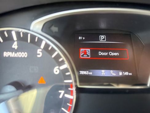 Used 2020 Nissan Pathfinder SV w/ Rock Creek Edition FWD image 13