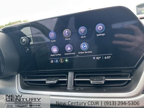 Used 2024 Chevrolet Trax LS image 26