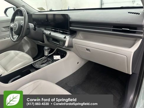 Used 2025 Hyundai Kona SEL image 10