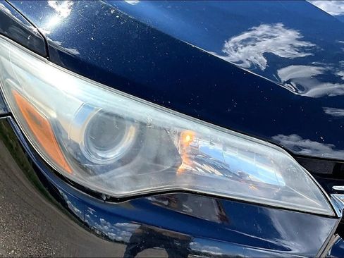 Used 2016 Toyota Camry SE FWD image 29