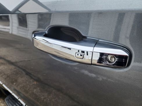 Certified 2022 GMC Sierra 1500 SLT w/ SLT Premium Plus Package image 28