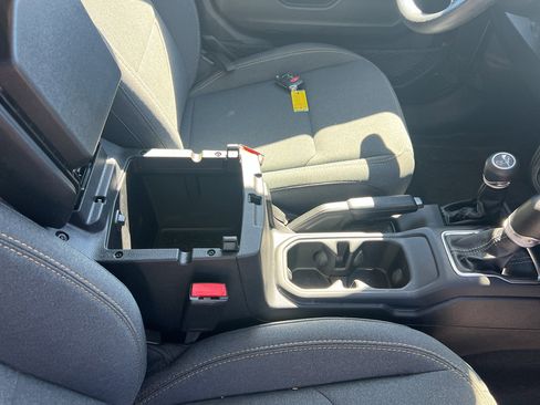 Used 2024 Jeep Gladiator Sport image 20