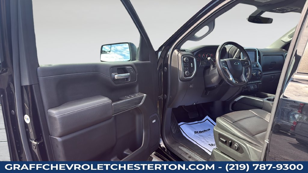 Used 2021 Chevrolet Silverado 1500 LT Trail Boss w/ Convenience Package II AWD/4WD image 24