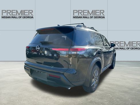 New 2026 Nissan Pathfinder SV image 5