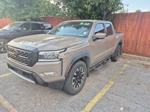 Used 2024 Nissan Frontier Pro-X RWD image 4