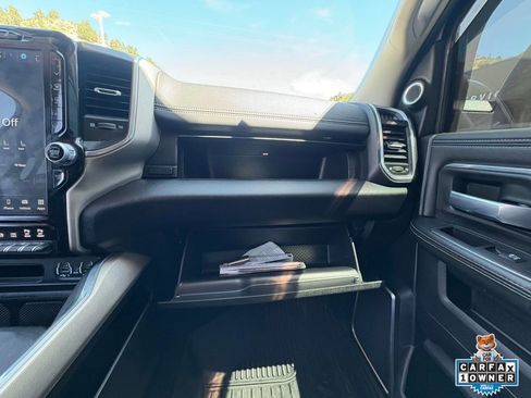 Used 2024 RAM 2500 Laramie image 26