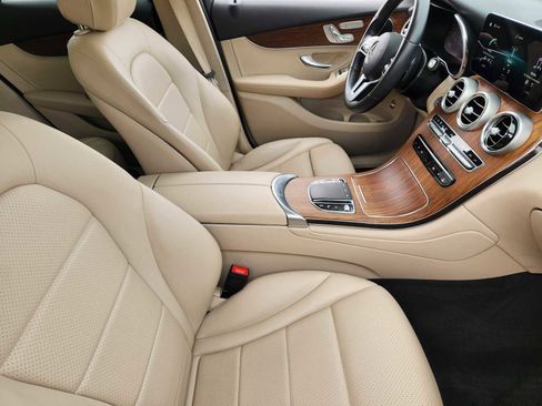 Used 2022 Mercedes-Benz GLC 300 GLC 300 image 14