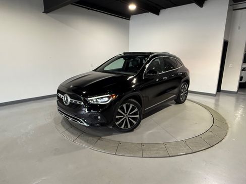 Used 2022 Mercedes-Benz GLA 250 4MATIC image 4