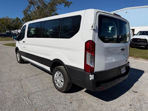 Used 2025 Ford Transit 350 XLT image 3