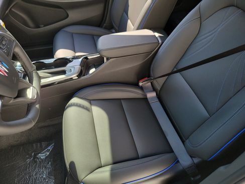 New 2026 Buick Envista Sport Touring w/ Convenience I Package FWD image 22