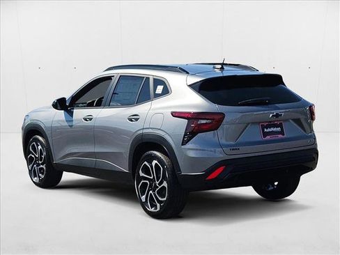 New 2026 Chevrolet Trax RS w/ Driver Confidence Package image 9
