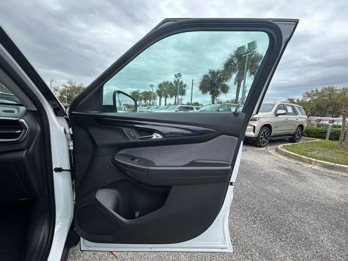 New 2026 Chevrolet TrailBlazer LT w/ Convenience Package image 28