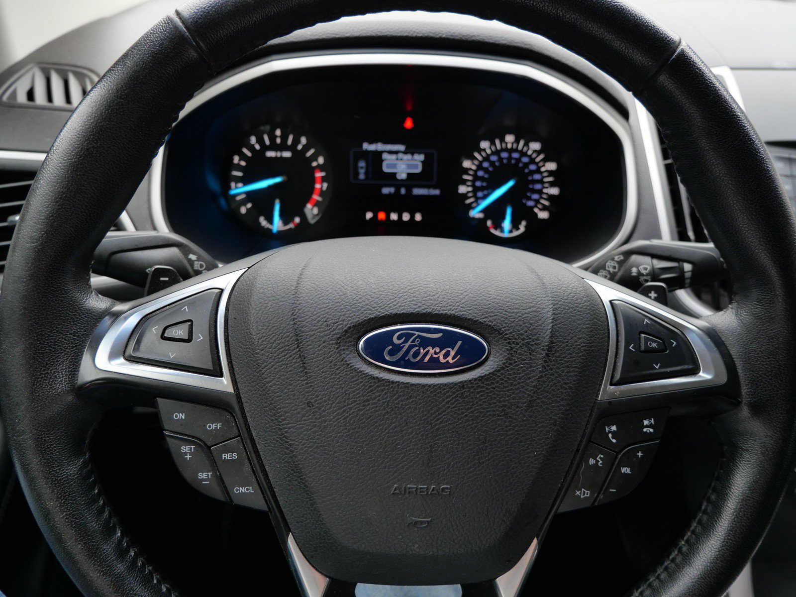 Used 2017 Ford Edge SEL AWD/4WD image 22