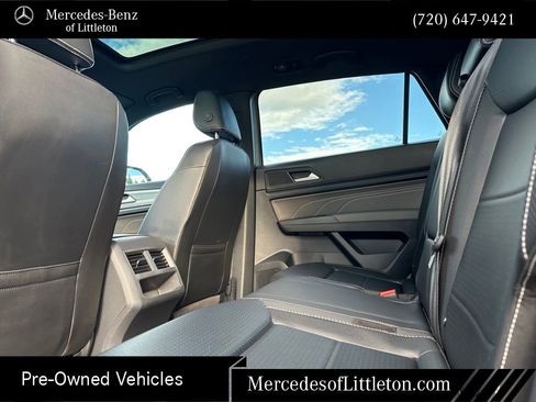 Used 2022 Volkswagen Atlas Cross Sport SEL R-Line image 18