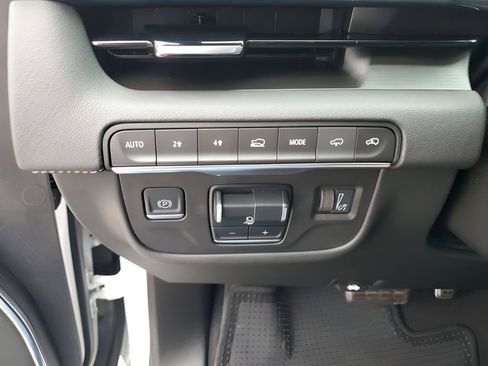 Used 2023 Cadillac Escalade Sport w/ LPO, ONYX Package image 33