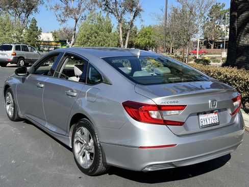 Used 2018 Honda Accord EX-L image 2