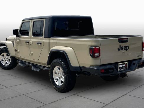 Used 2020 Jeep Gladiator Sport w/ Quick Order Package 24S AWD/4WD image 12