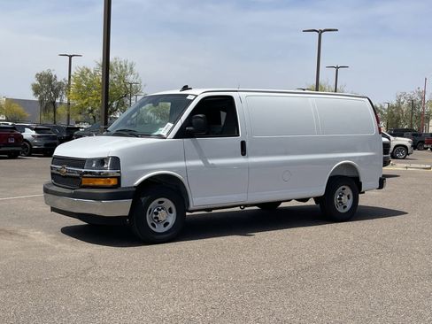 New 2026 Chevrolet Express 2500 w/ Driver Convenience Package image 2