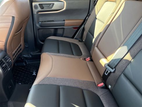 Used 2025 Ford Bronco Sport Outer Banks w/ Outer Banks Tech Package+ image 21