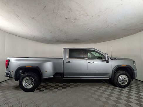 New 2026 GMC Sierra 3500 Denali Ultimate image 6